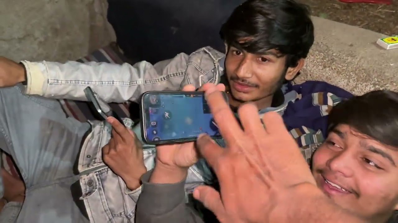 Aaje laxmi a bov kari😂