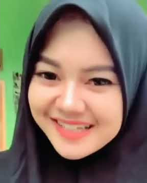 Story WA tiktok cewek cantik imut