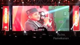 Suara Emas M. Ammar Fathani Tolaal Badru Subahnallah. Merdu sekali