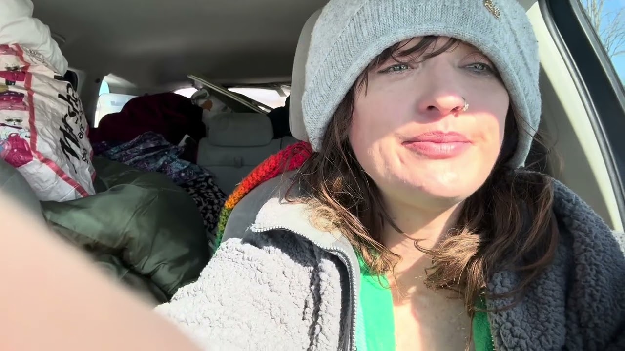 More blizzard & cleaning my car camping set up/mini tour post snowstorm #carcamping #livinginmycar 