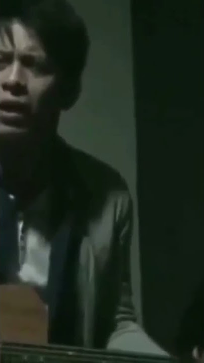Keren Parah Ketika Ariel Gitaran sambil Merokok 💢💢