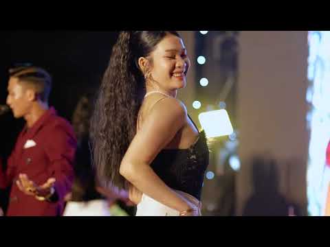 Thanh Pisach và nhóm múa cực sung