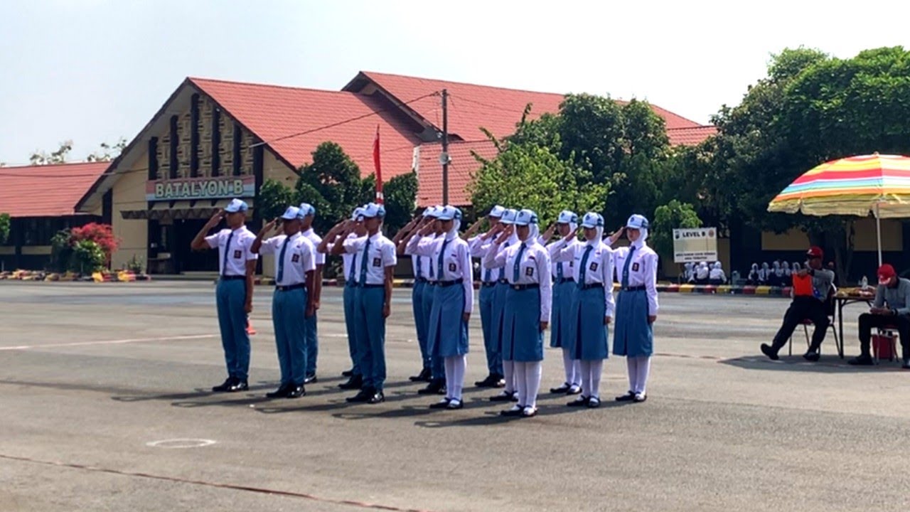 Performa Paskibra SMAN 1 KEDIRI dalam LBB HUT Bhayangkara yang ke 77 tahun