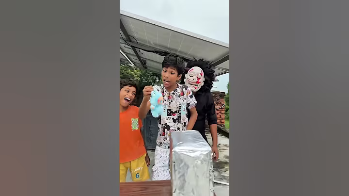 Survival Skills1399: SIMPLE and USEFUL#bushcraft  #camping #outdoors #shorts