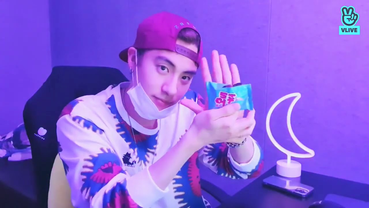 THE BOYZ Eric VLive | 210314 | White DAY 🤍 (Eng/Indo Sub