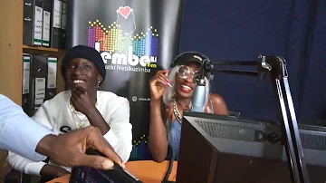 Beckie 256 gives an akepeera of nibinshasha on dembe FM with DJ Jacob,  DJ senior b and Tomusange