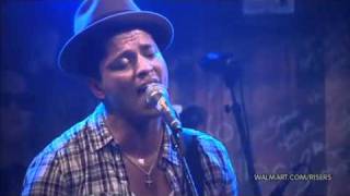 Bruno Mars - Grenade (live) at las vegas Resimi