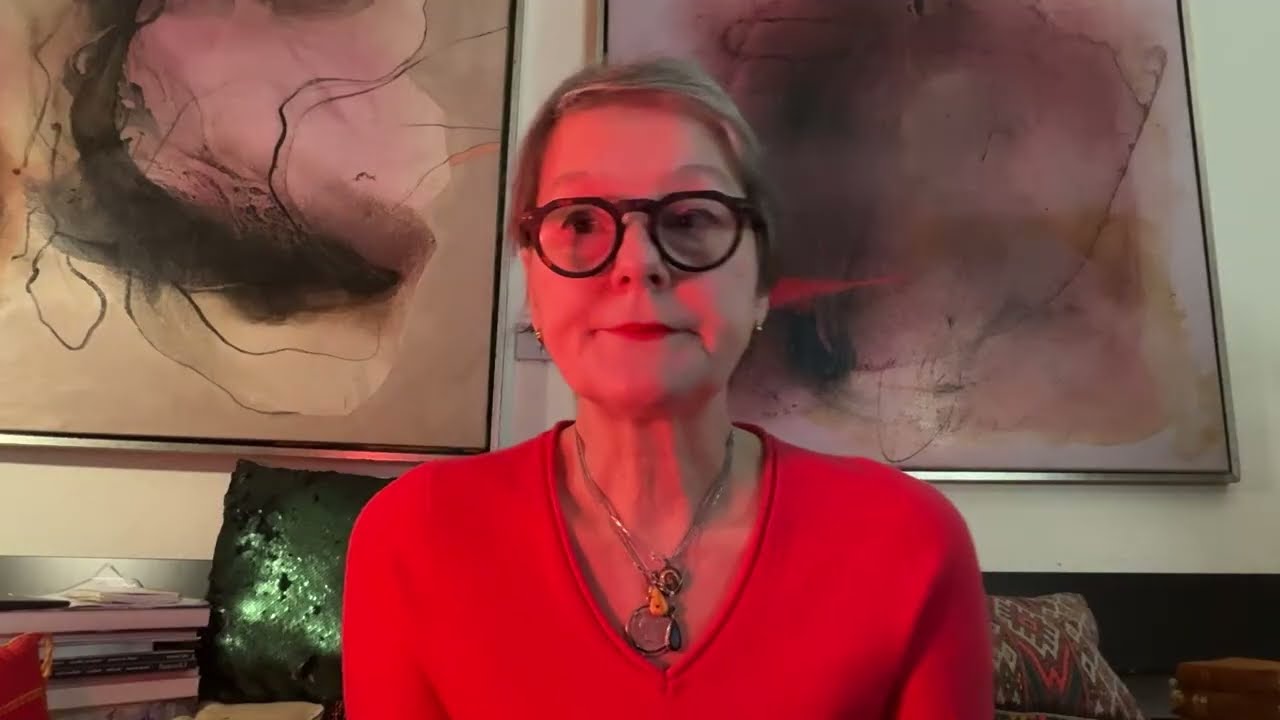 Комментатор политических новостей