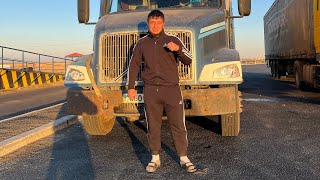 Казахстан , 1000 грузовиков на границе, вперёд в Азию .