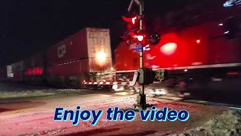 Railfanning at night at the Nipigon Subdivision