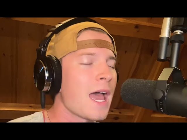 Jack Mullen - I Don't Wanna Go Downtown by charlieonnafriday (Live