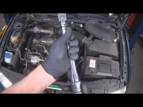 VW A4: 1.9L ALH TDI Pump Timing Checking / Adjusting