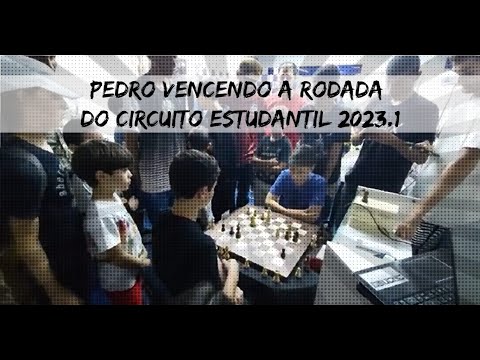 Pedro jogando com o Raffael Chess @xadrezparacriancas 