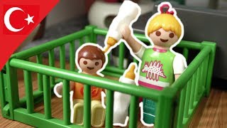 Playmobil Türkçe Elif ve Sude Bebekçilik Oynuyor - Hauser Ailesi - Çocuk filmi Resimi