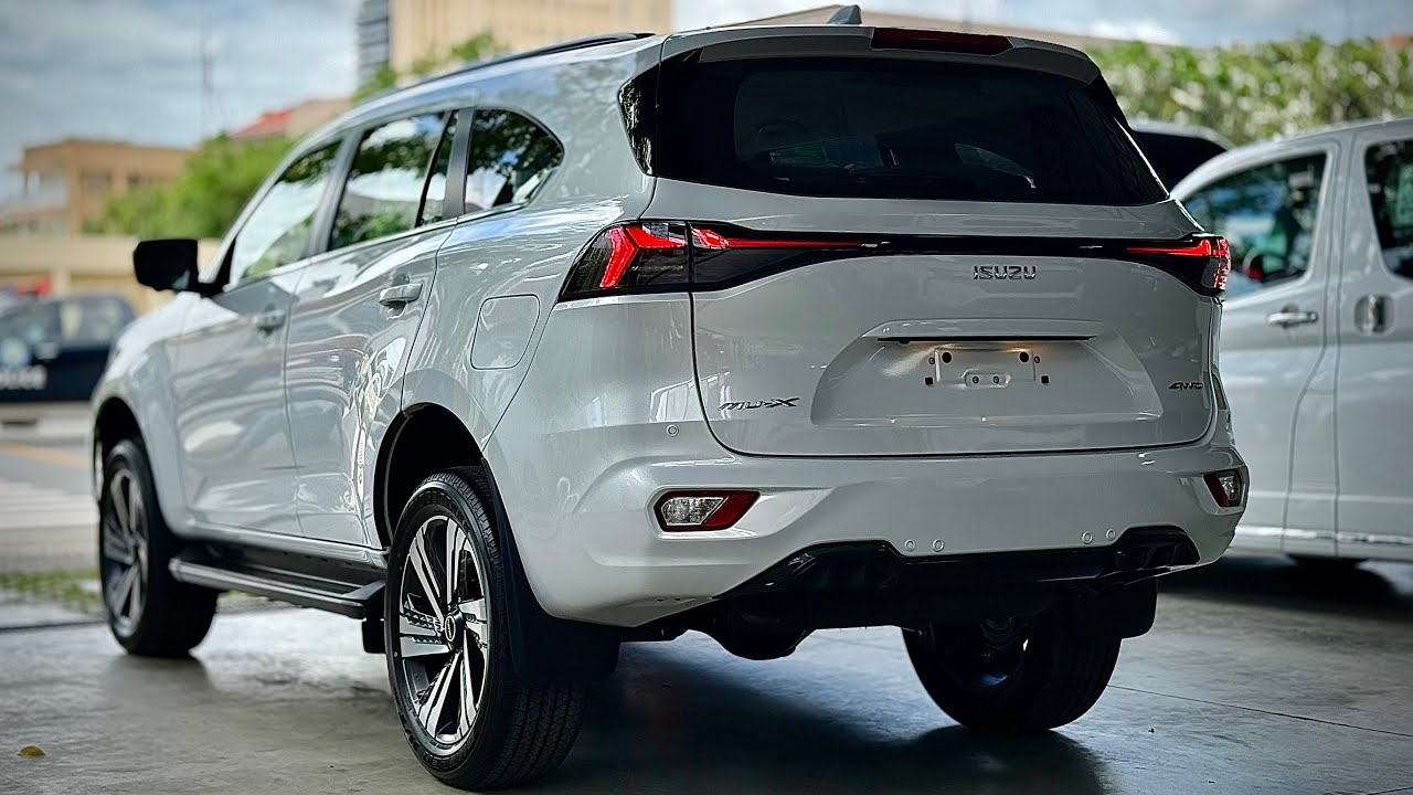 The New Isuzu MU-X 2026 4x4 SUV luxury Review interior and Exterior