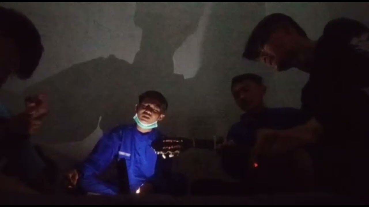 Jangan Pernah Berubah - ST 12 (cover friend)