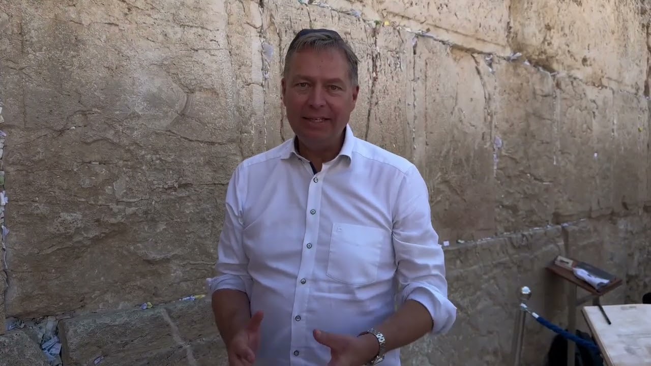 German Member of Parliament Stephan Mayer at the Western Wal