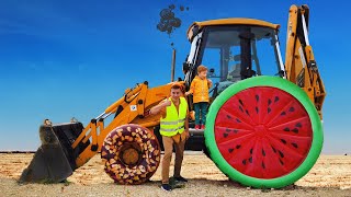 Leo helps his dad repair tractors, rides in the mud and walks in the zoo with his mom