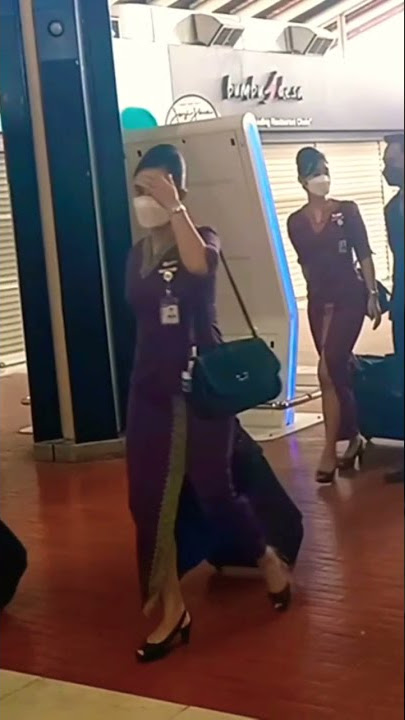 Pramugari Sriwijaya Air Berangkat Kerja