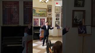 Студент из Китая Чжан Чжихао спел песню «Сандугач» на татарском языке