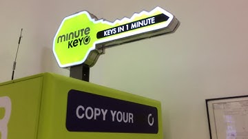 Copying A Home Heart Key With the Minute Key Kiosk At WinCo Foods