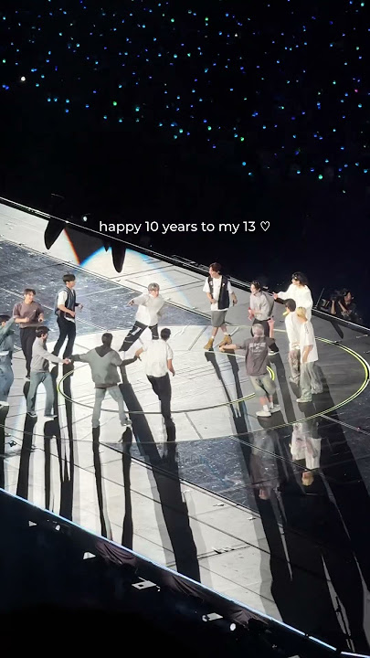 happy 10 years to my home, my headliner! 🩷🩵 #seventeen #세븐틴 #svt