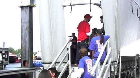 Backstage at the B-96 Bash, June 13, 2009