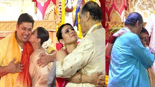 Kajol Got Uncomfortable And Kissed Her Uncle Infront Of Ajay Devgan At Biggest Durga Puja 2023