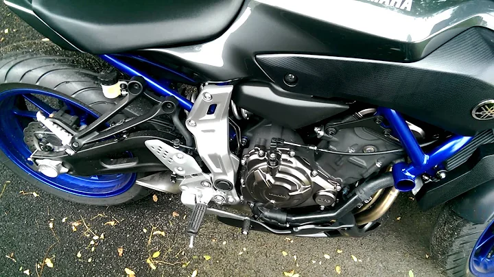 Mt 07 Yamaha akrapovic exhaust sound No db killer