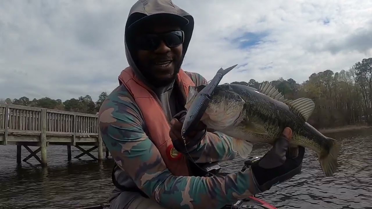 Bill dance type moment happened to me BASS FISHING 😲