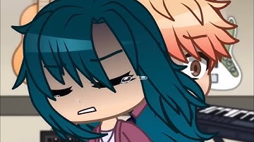 Speechless half from Aladdin Ft Hailey Austin From The Music Freaks