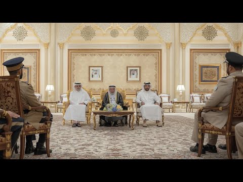 صاحب السمو حاكم الشارقة يستقبل وفد أكاديمية الشارقة للعلوم الشرطية