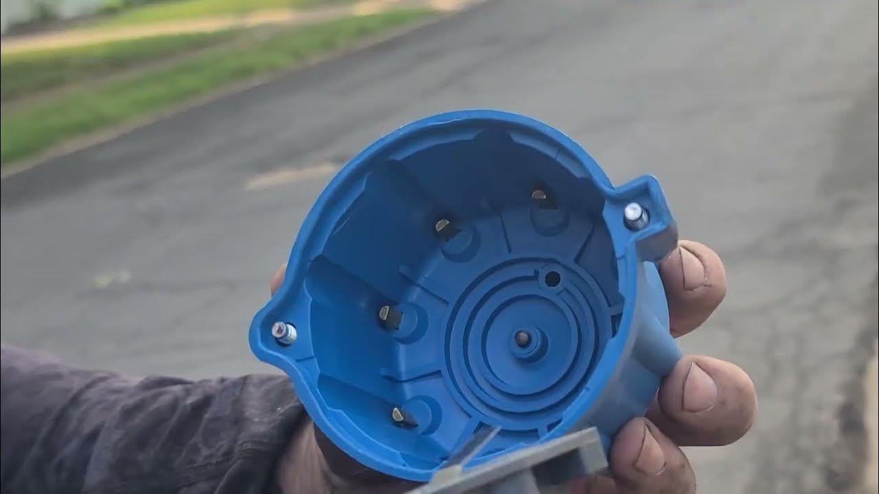 Replacing distributor cap, rotor and distributor pick up coil in Dodge