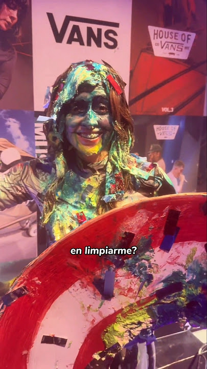 Un Dj me dió un pastelazo @SteveAoki | • Liza Baez •