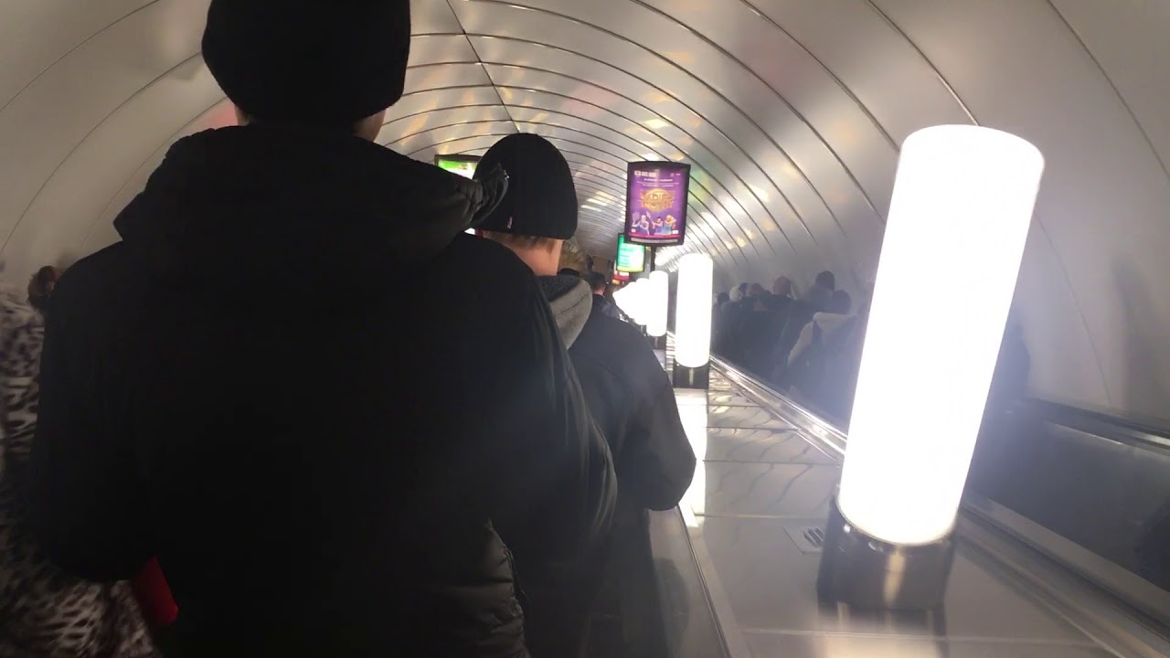 Longest Saint Petersburg escalator ride