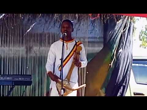 አገሬ ወልቃይት ሸምበቆው ማማሩ ቆርጠው ቆርጠው ጣሉት ለማገር እያሉ ድንቅ አዝማሪ