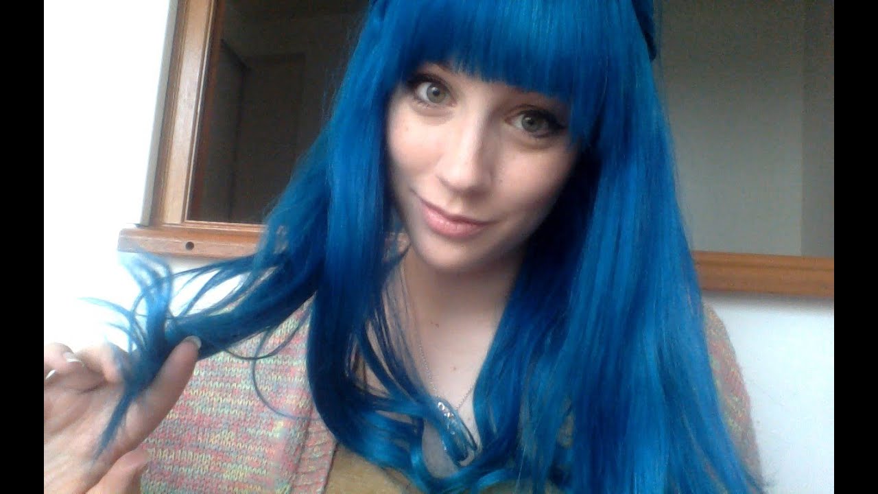 Max Blue Hair Girl - Facebook - wide 1