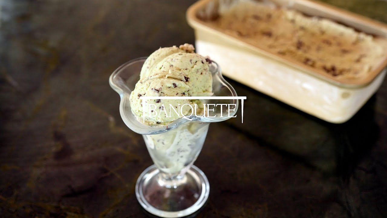 Sorvete de Coentro e Raspas de Chocolate