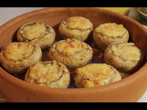 Видео рецепт Шампиньоны с сыром и чесноком в духовке