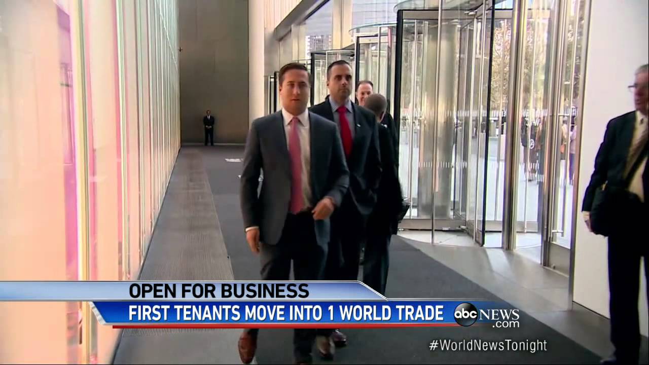 1 World Trade Center Opens for Business for the First Time Since 9/11
