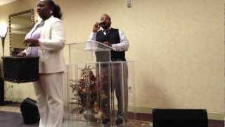 Dr. Marvin Sapp - Praise Him In Advance
