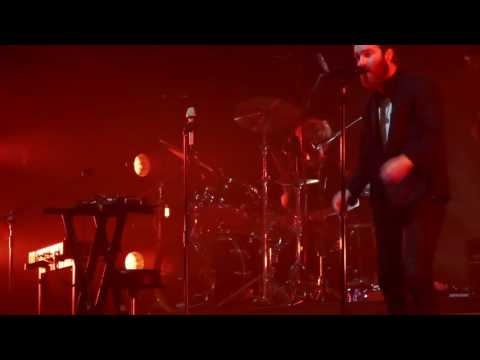 Chet Faker - Gold  (Live)