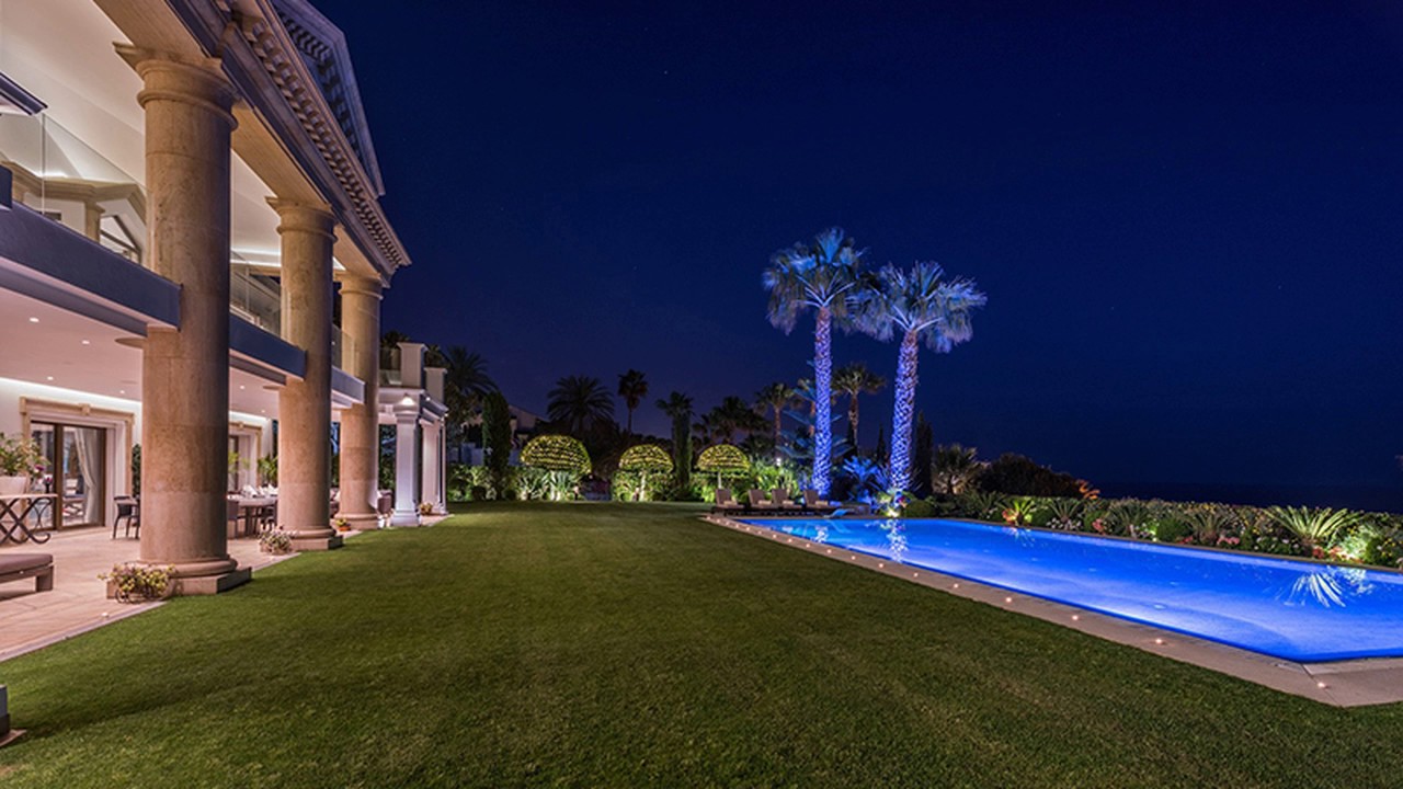 Luxury villa in Marbella Golden Mile/ Роскошная вилла в Марбелье, Золотая Миля