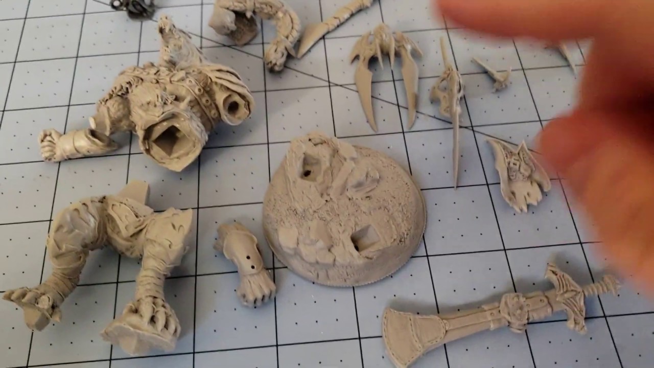 Legendarion Miniatures- Zarakh, Berserk pack leader