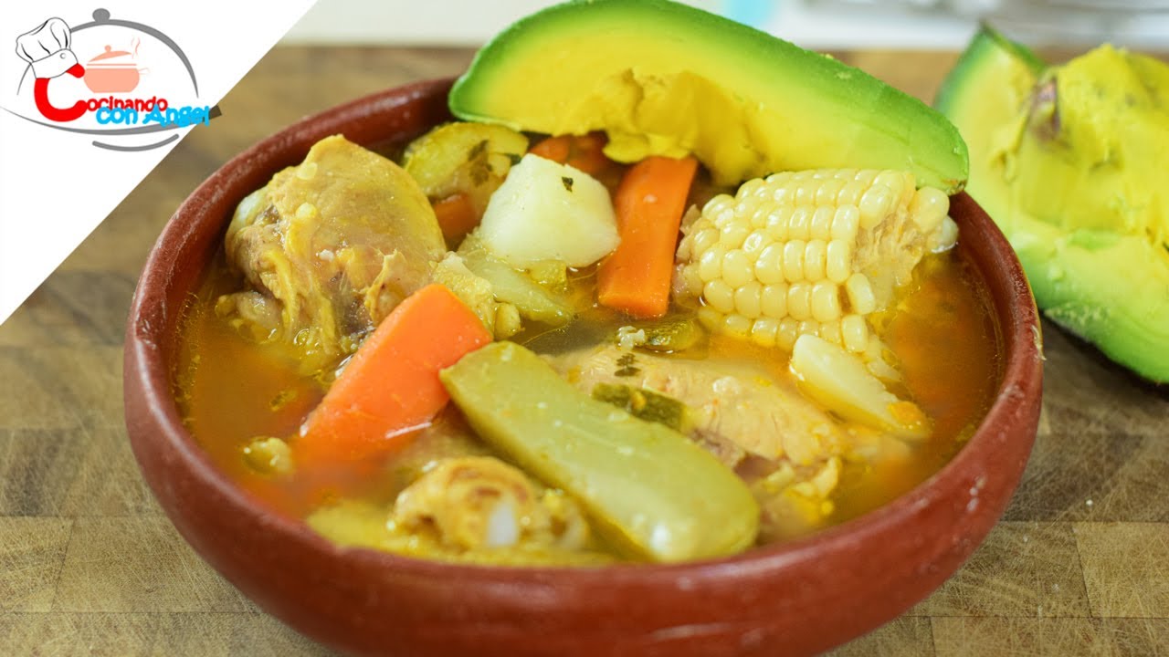 Caldo de Pollo Calientito con Arroz | Cocinando con Angel