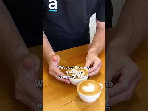 Видео: Explaining how to pour a Rosetta pattern in a latte coffee ☕️ #latte #coffee #barista #coffeeart