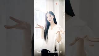 𝑷𝒐𝒗 : 𝒀𝒐𝒖 𝒇𝒐𝒖𝒏𝒅 𝒂 𝒔𝒎𝒂𝒍𝒍 𝒈𝒈 𝒘𝒉𝒊𝒍𝒆 𝒔𝒄𝒓𝒐𝒍𝒍𝒊𝒏𝒈 #iheart #아이하트 #sana