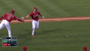 OAK@LAA: Featherston collects his first career RBI