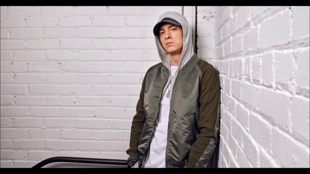 EMINEM MIDDLE FINGER