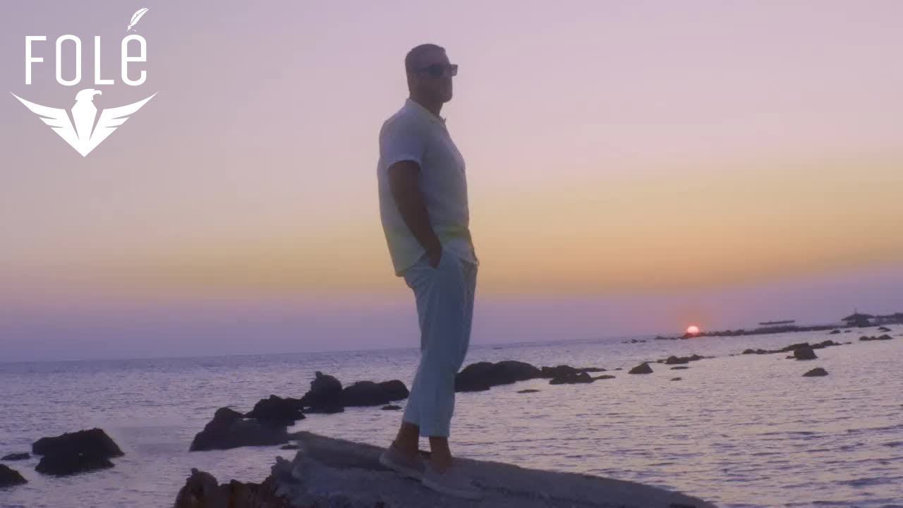 在 YouTube 上观看 Albatrit Muqiqi - Edhe pak (REMAKE)